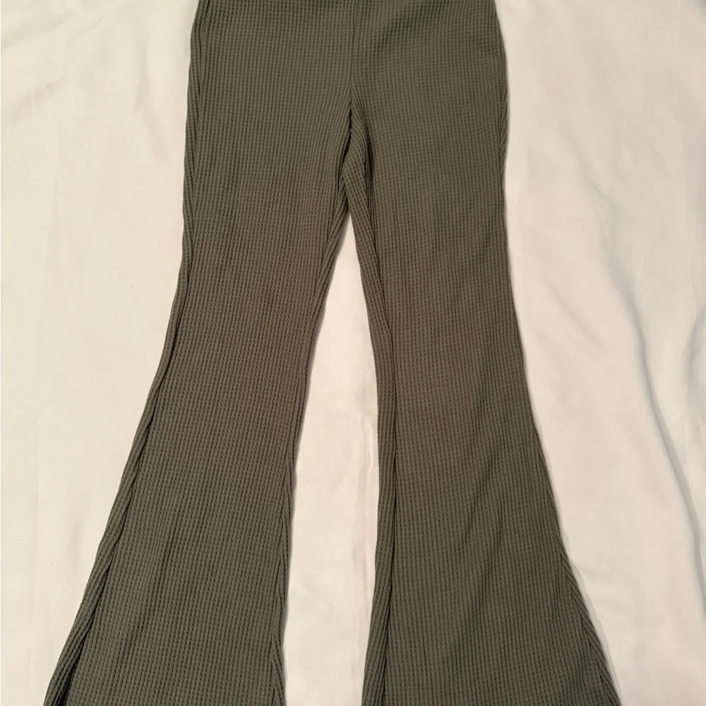 Aerie Waffle Knit Flare Lounge Pants - Picture 3 of 3